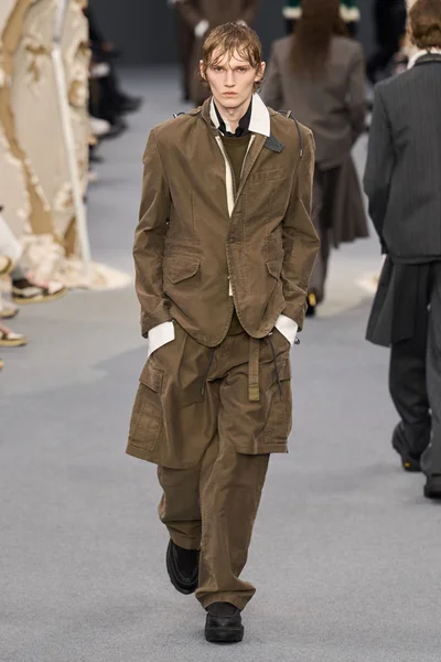 Look 34